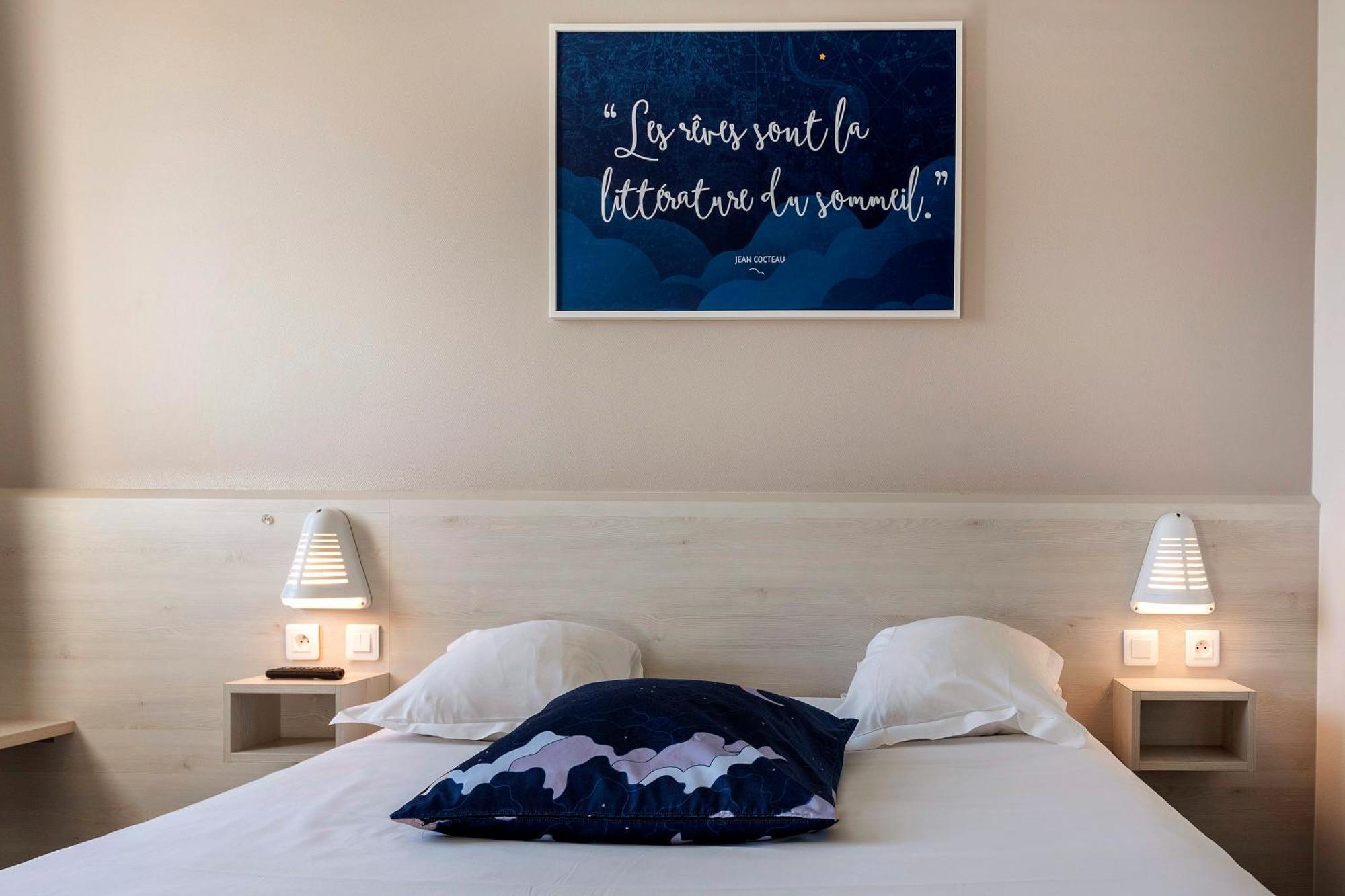Ace Hotel Paris Sud Villabe Bagian luar foto