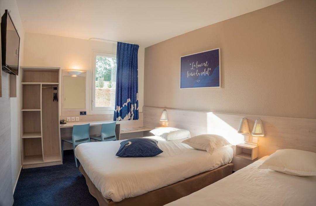 Ace Hotel Paris Sud Villabe Bagian luar foto